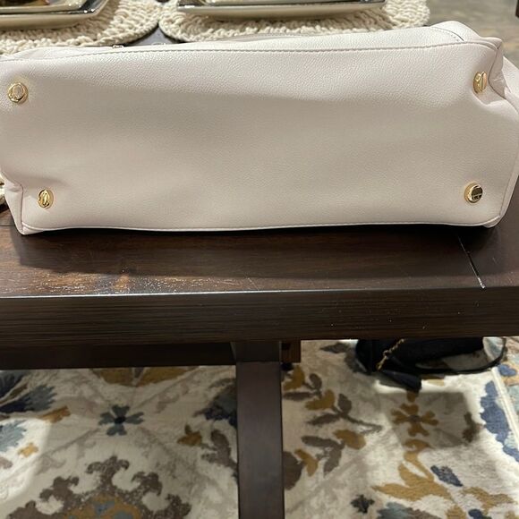 NWT INC International Concepts Tripii Chain Tote Off White/Cream - Picture 11 of 11